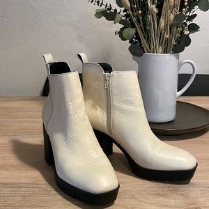Lucky Brand Worrin platform booties